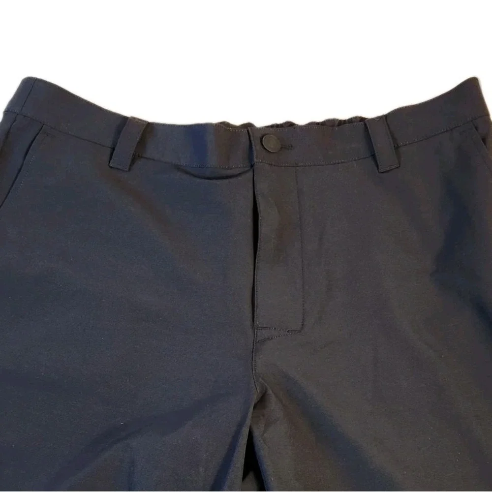 NWT Banana Republic Mens Black Comfort Flat Front Shorts Sz‎ 36 Chino Shorts NEW